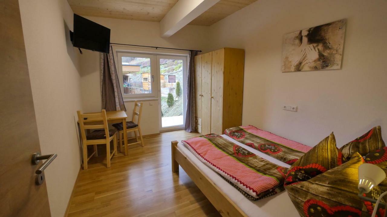 Apartment Lanser Fügen Eksteriør bilde