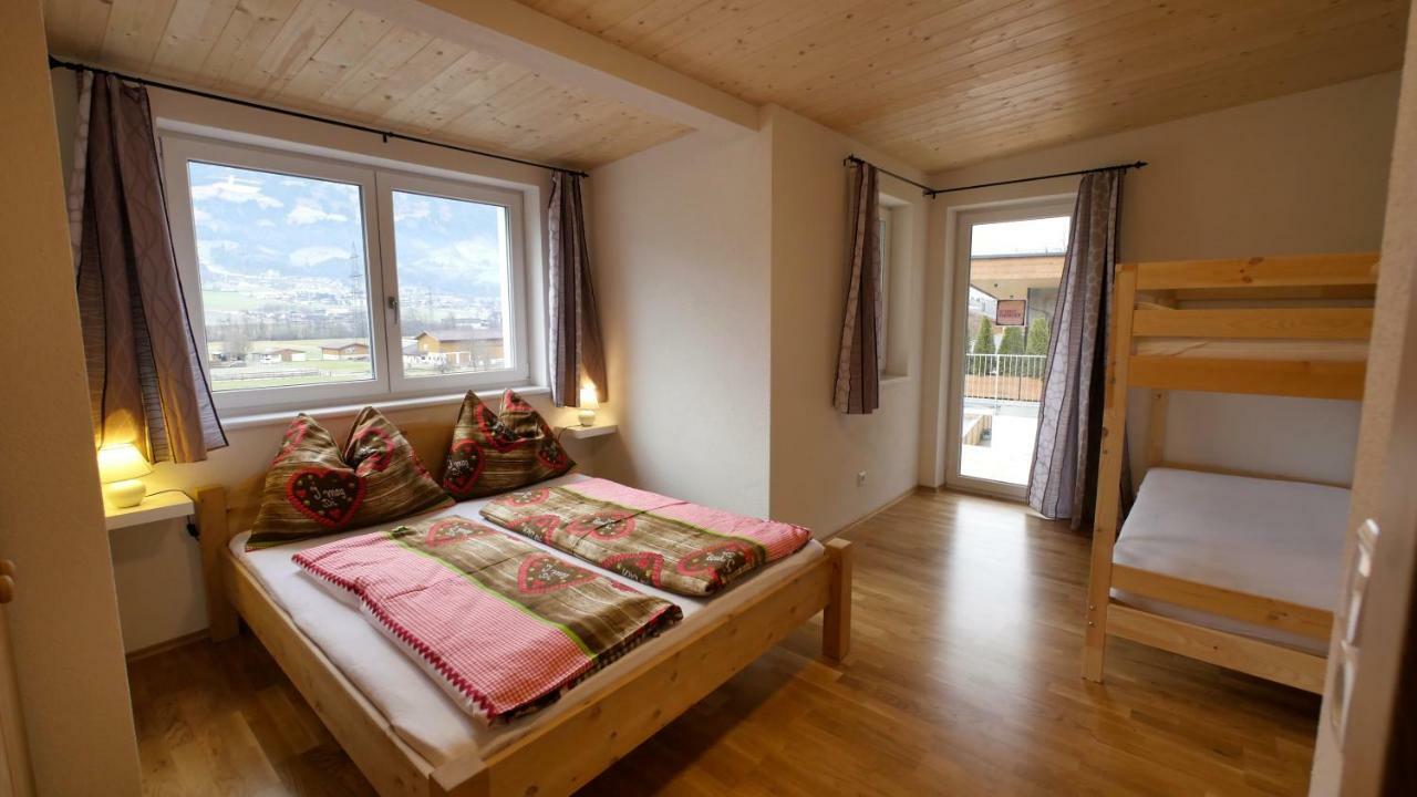 Apartment Lanser Fügen Eksteriør bilde